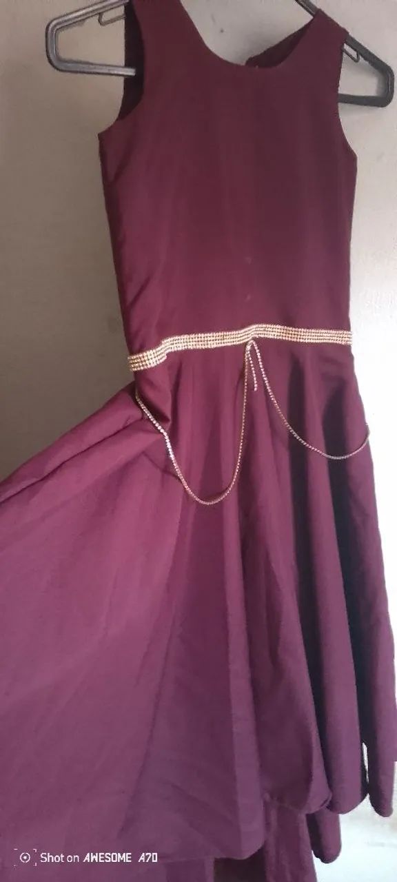 Vestido de festa com calda - Foto 3