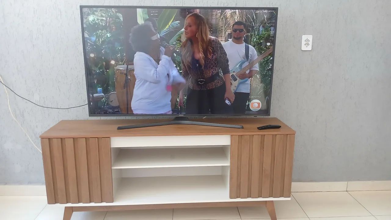 Rack Retrô, Emadeirado, Estilo Rústico, Duas Portas. - Foto 2