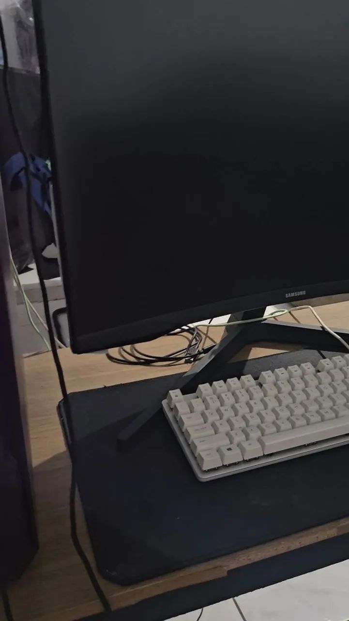 Monitor Samsung Odyssey G5 27 Polegadas - Foto 3