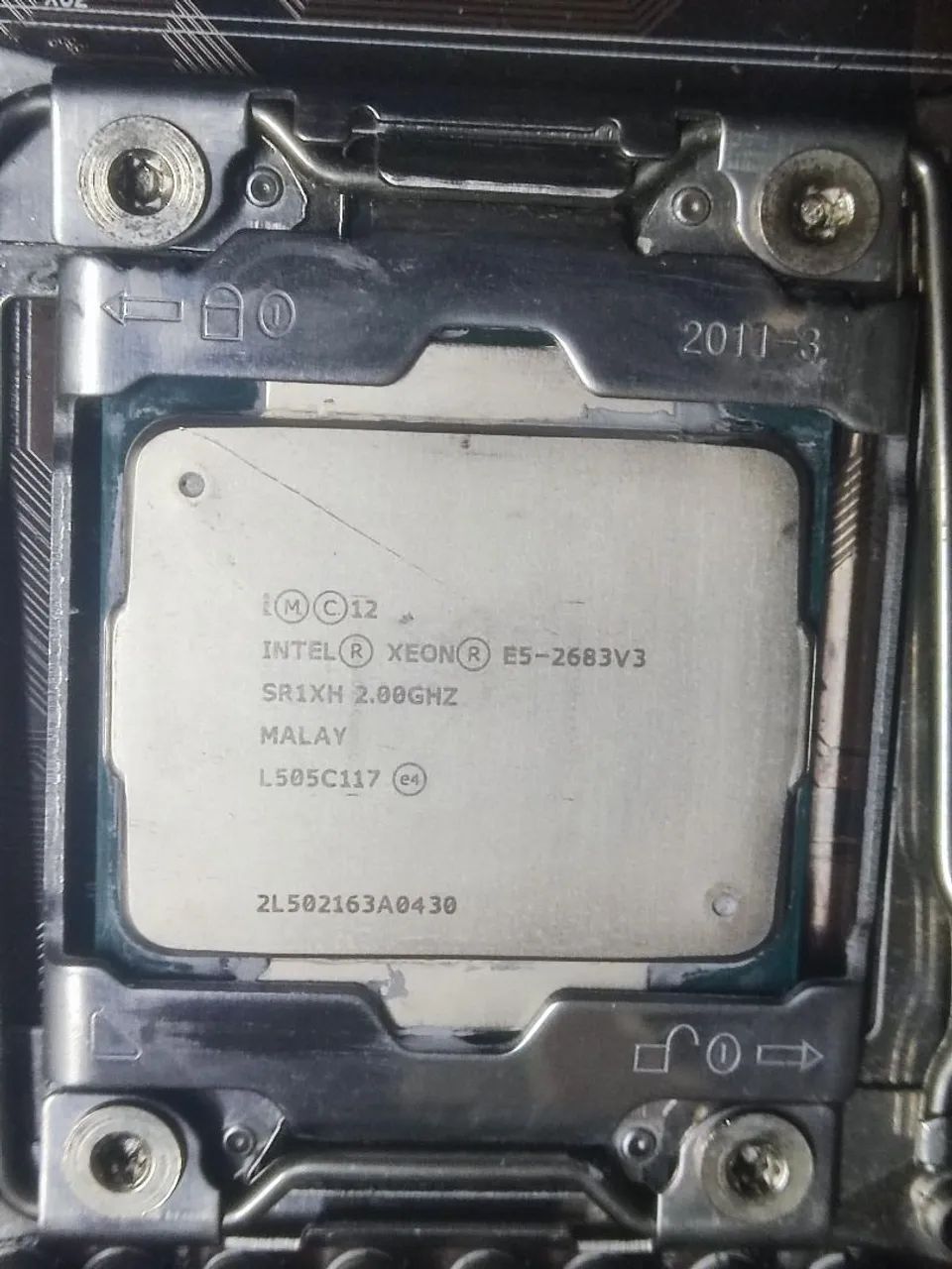 Xeon 2683v3 14core 28threads OEM (QS)