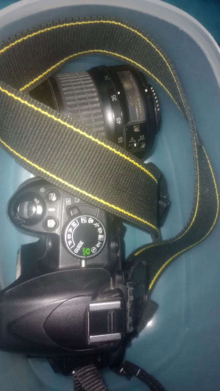 Nikon D3100 - Foto 2