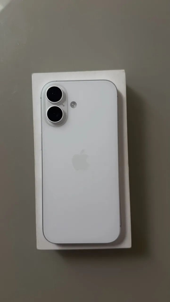 iPhone 17