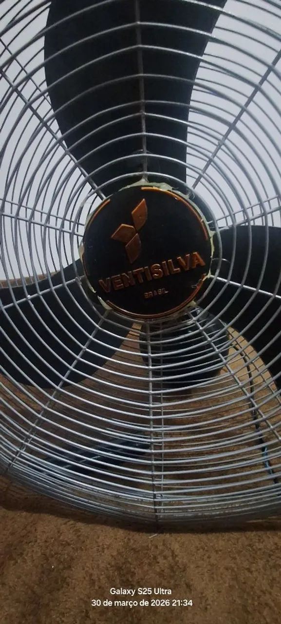 Ventilador de parede. 