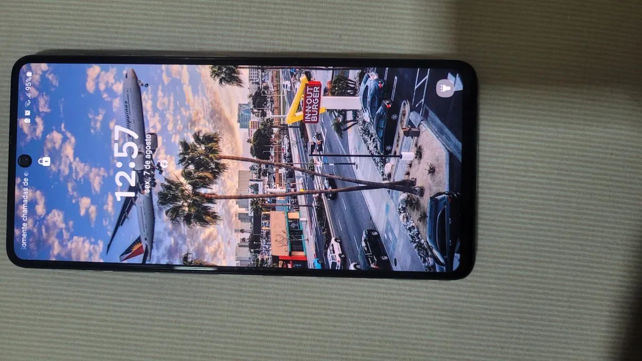 Samsung Galaxy M52