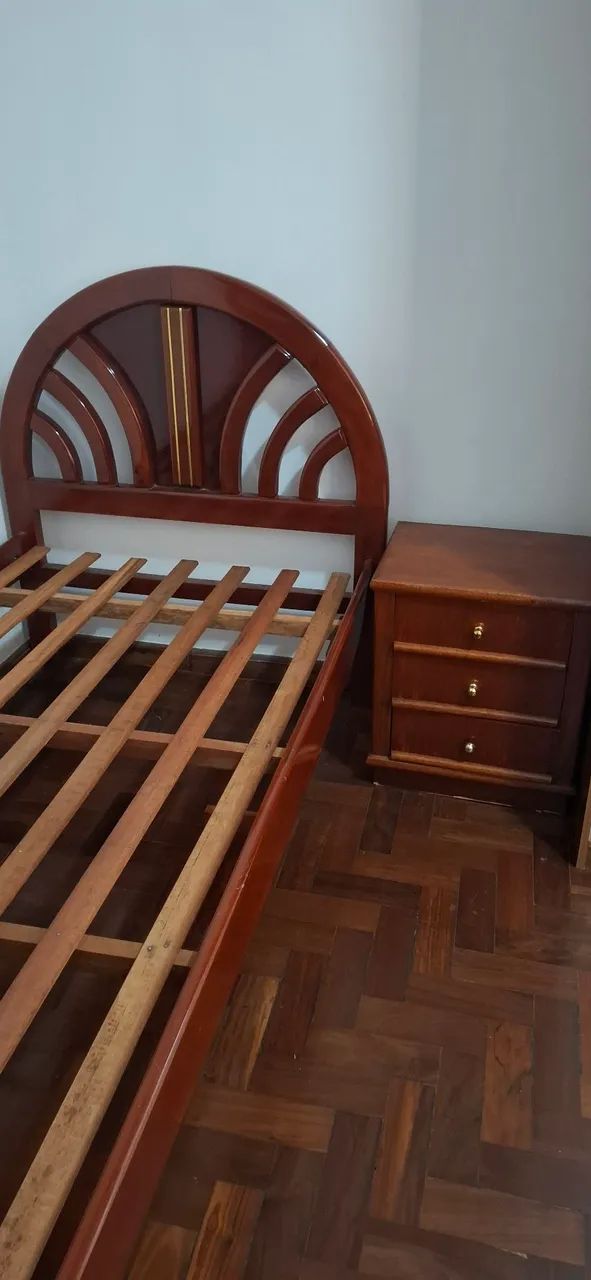 Cama Solteiro + Criado