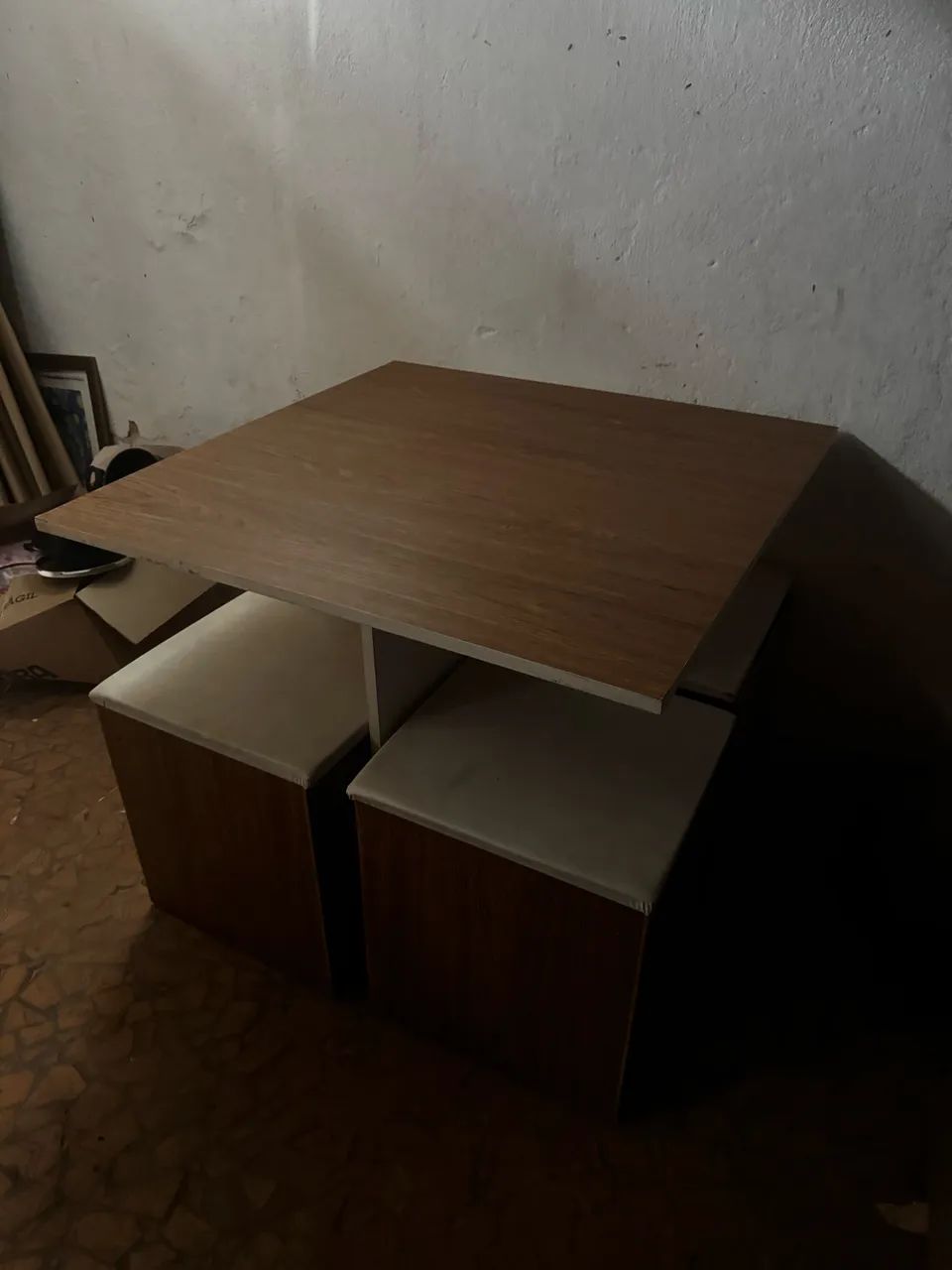 Mesa com banquetas  - Foto 2