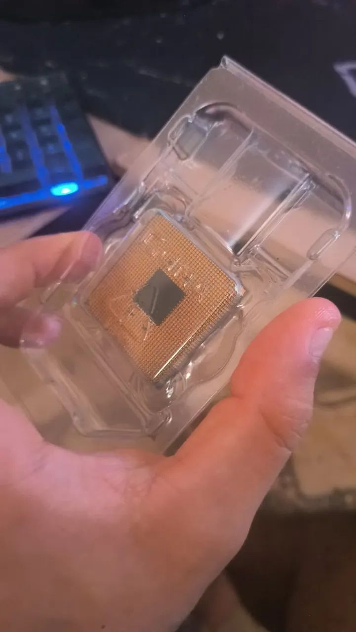 Processador AMD Ryzen 3 3200G usado 
