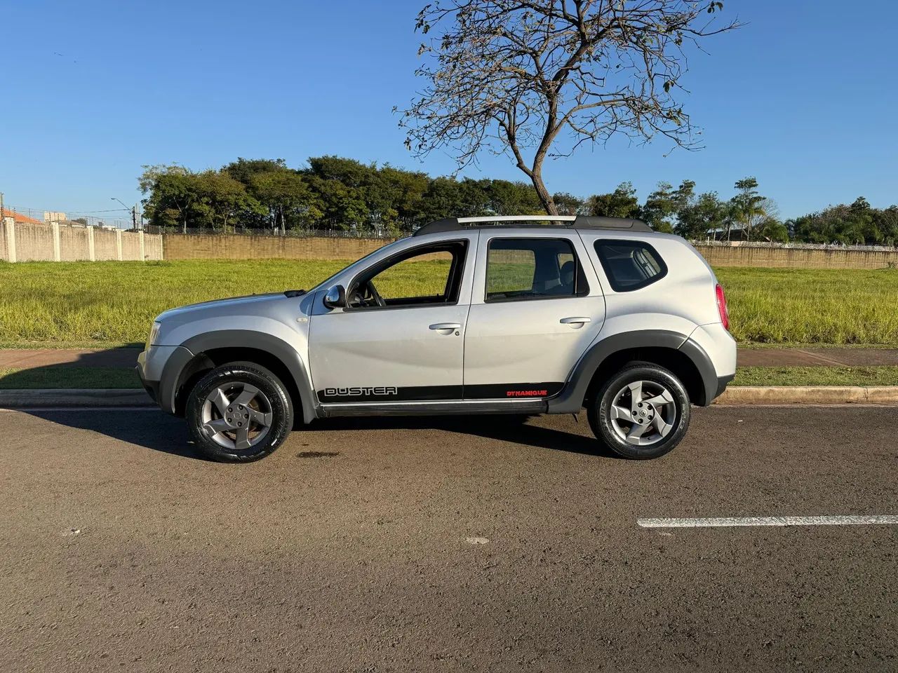 Renault Duster Dynamique 4x4 2.0 Hi-Flex 16V Mec, foto 6 de 10