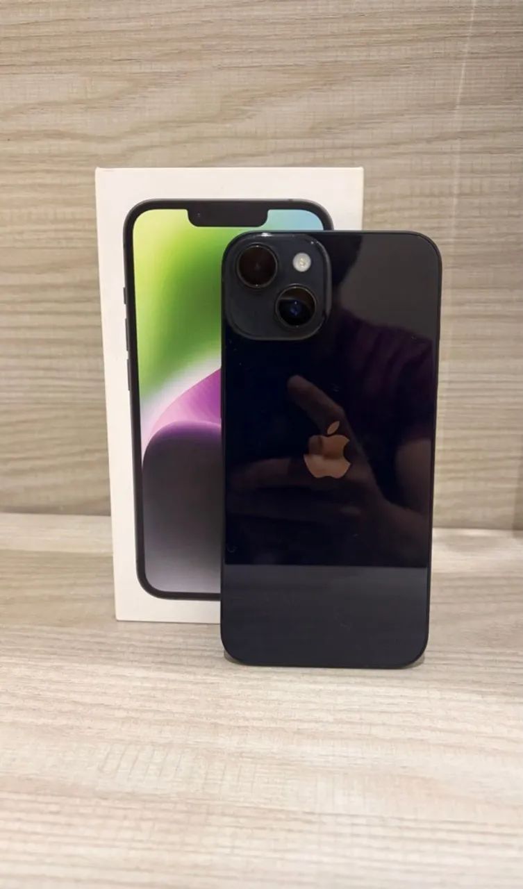 iPhone 14 Midnight