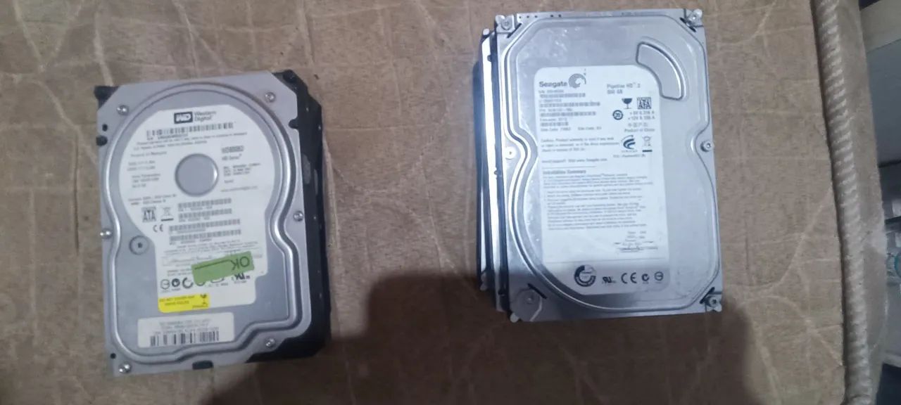 Lote de HDs 500GB / 320GB funcionando perfeitamente.