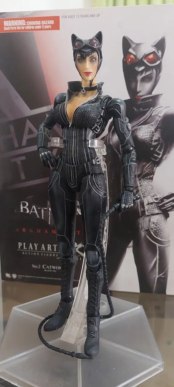 Action Figure Mulher-Gato Play Arts Kai Original - Com Caixa e Acessórios - Foto 3