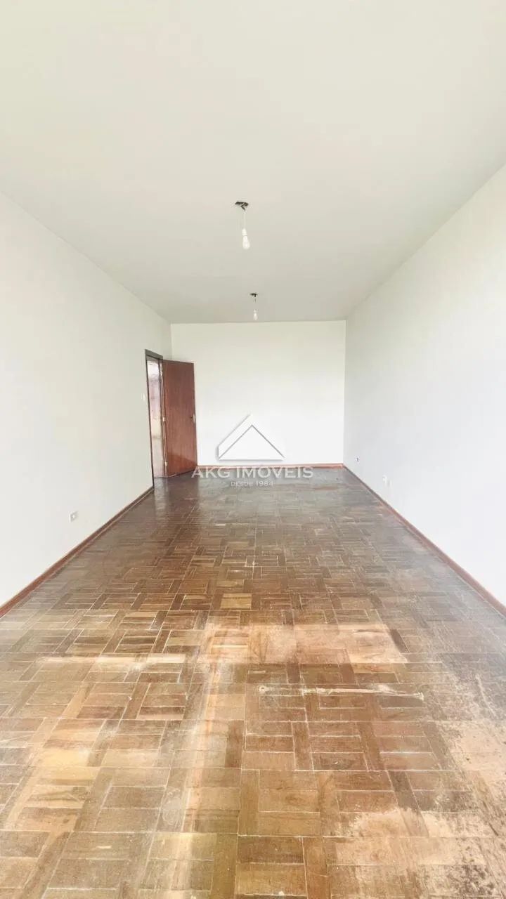 SALA COMERCIAL PARA ALUGAR NO CENTRO DE CURITIBA, NO EDIFÍCIO NOSSO BANCO, COM 67,99M² E V - Foto 4