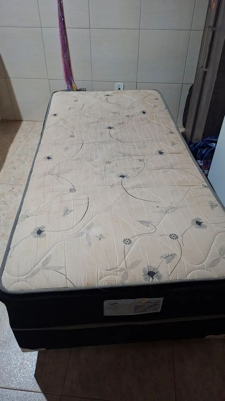 cama de solteiro