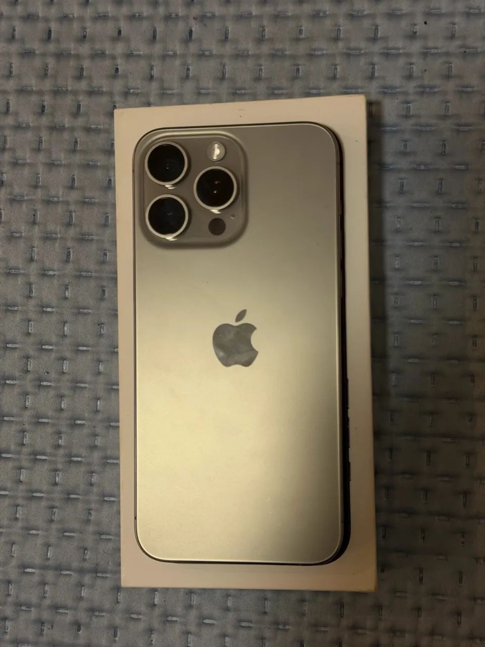 iPhone 15 pro Max - Foto 2