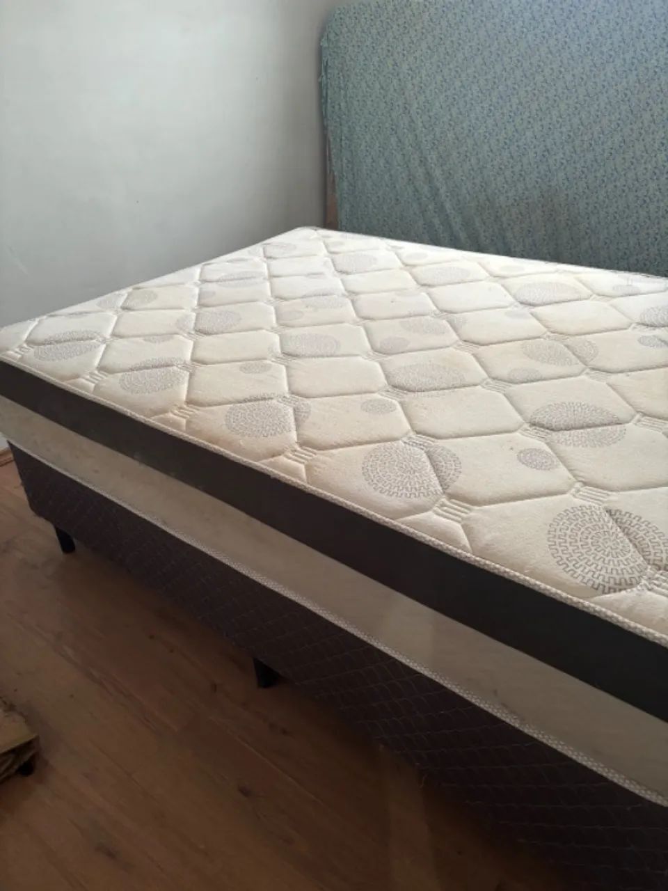 Cama Box com Colchão