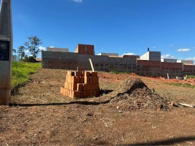 ? TERRENO ÚNICO DE 8x30 DOCUMENTADO E QUITADO! PRONTO PARA TRANSFERIR!