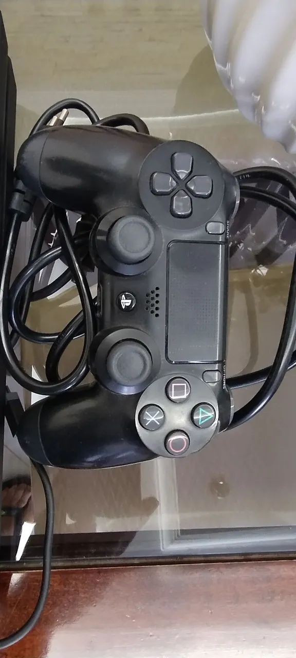 PS4 PRATICAMENTE ZERADO COMPLETO  - Foto 4