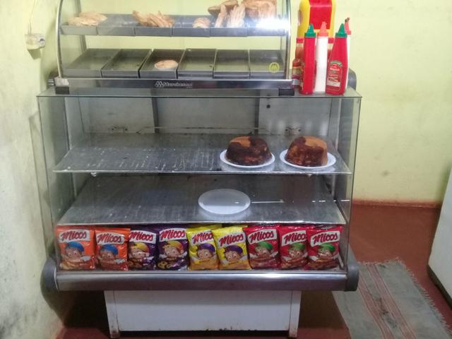 Estufa e vitrine