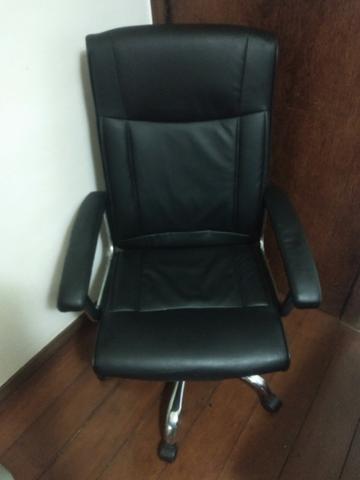 Cadeira Diretora - em prefeito estado