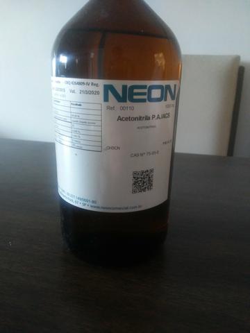 Solvente acetonitrila