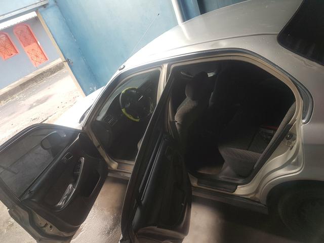 Vendo ou troco civic ano 2000 - Foto 6