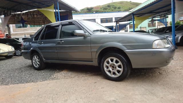 VOLKSWAGEN SANTANA 2002/2002 2.0 MI 8V GASOLINA 4P MANUAL