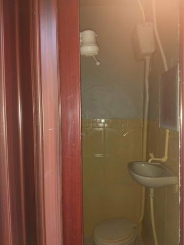 Aluga casa moça ou senhora celular - Foto 4