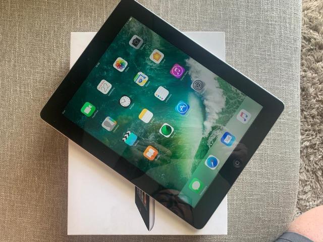 IPad 4 (4a. geração) 16gb Wi-Fi - (parcelo no cartão)