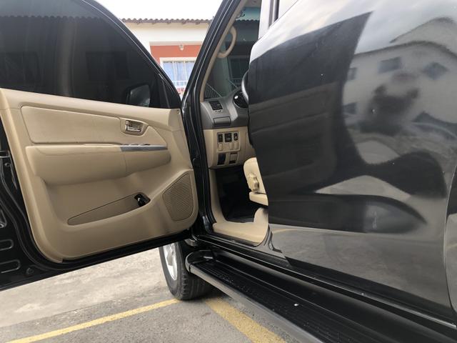 Hilux sw4 7 lugares GNV - Foto 2