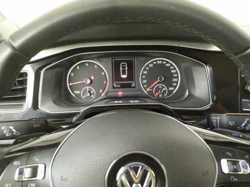 VOLKSWAGEN POLO 2017/2018 1.0 200 TSI COMFORTLINE AUTOMÁTICO - Foto 8