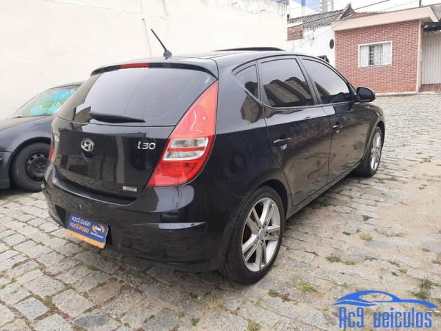 HYUNDAI I30 2011 AUT. TETO AR DIGITAL - Foto 8