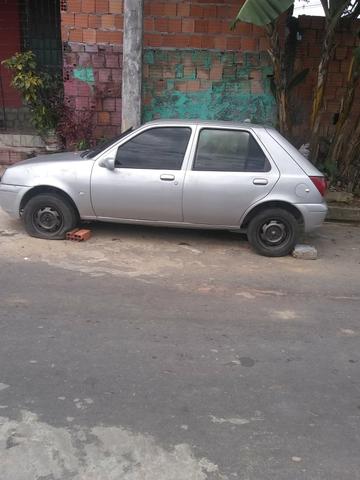Carro Ford fiesta - Foto 5