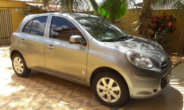 Nissan March 1.0 Única Dona