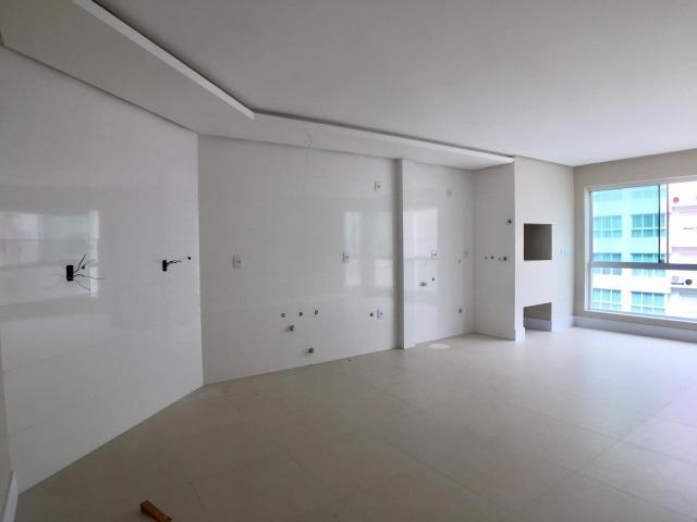 Novo, nunca habitado, ha 50m do Mar, entre já em contato - Foto 8
