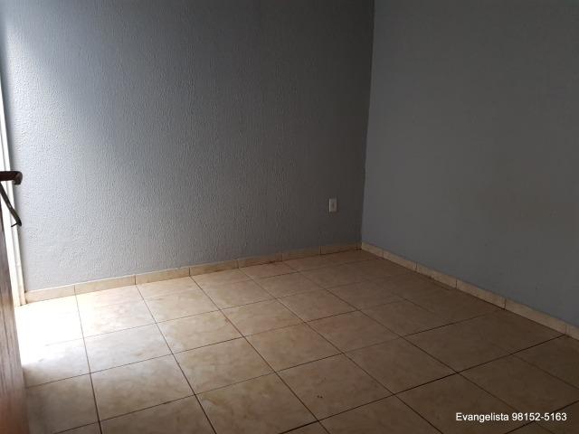 Urgente Linda Casa de 3 Quartos Escriturada + Barraco de Fundo - Foto 14