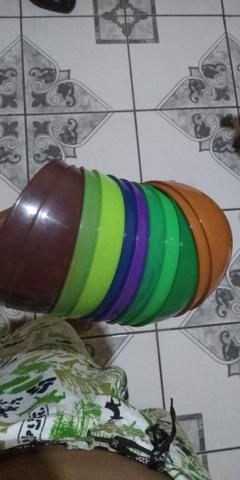 Vendo pratos, bacias e tigelas para sopa - Foto 4