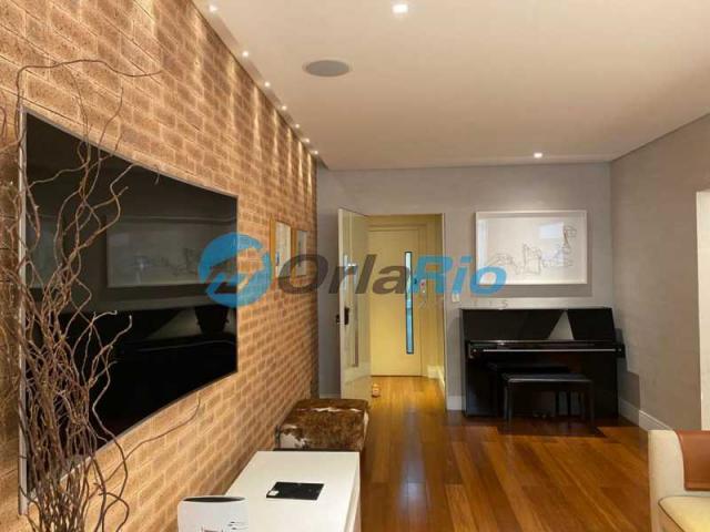 Apartamento à venda com 3 dormitórios em Leme, Rio de janeiro cod:VEAP31070
