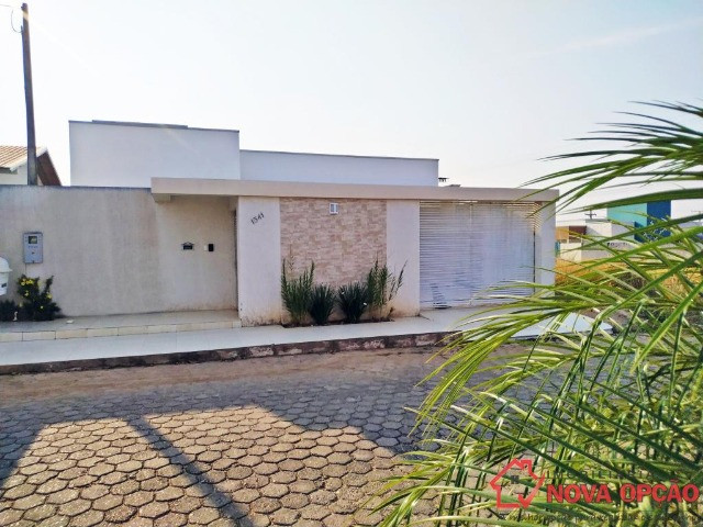 Linda casa 3 quartos - Colina Park