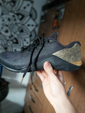 metcon 5 dourado