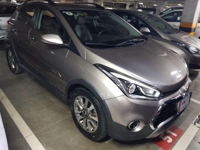HYUNDAI HB20X 1.6 16V PREMIUM FLEX 4P AUTOMATICO