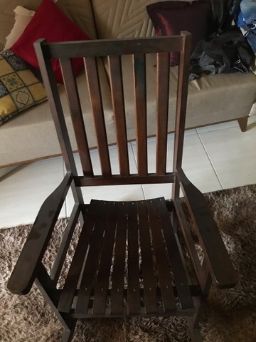 Cadeira de Madeira. - Foto 5