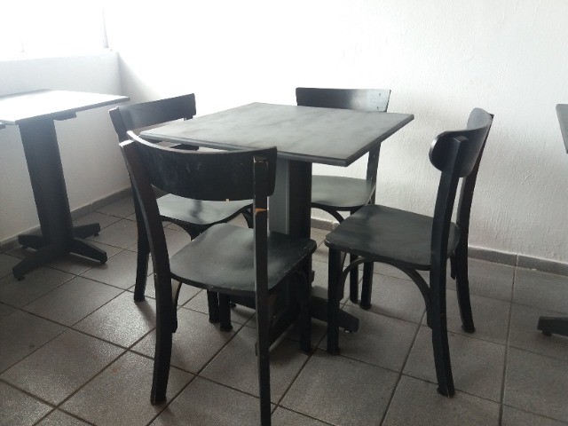 mesas e cadeiras bistro pretas - usadas - Foto 2