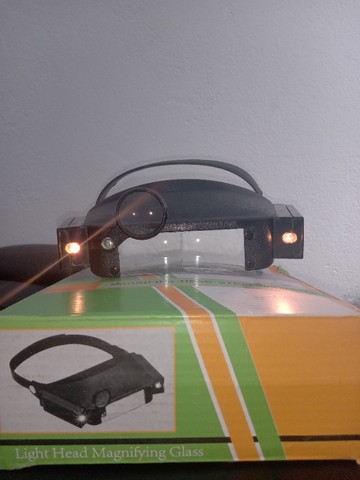 Lupa com luz e encaixe para cabeça  - Foto 3