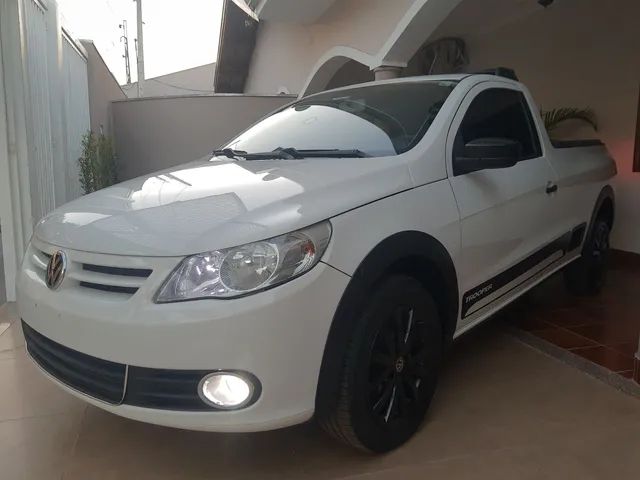 Comprar Picape Volkswagen Saveiro 1.6 G7 Cabine Dupla Cross Flex Variadas  2023 em Bauru-SP