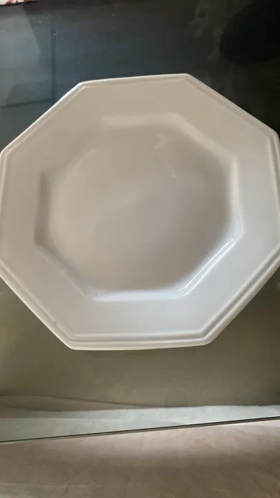 Locamos materiais para festas