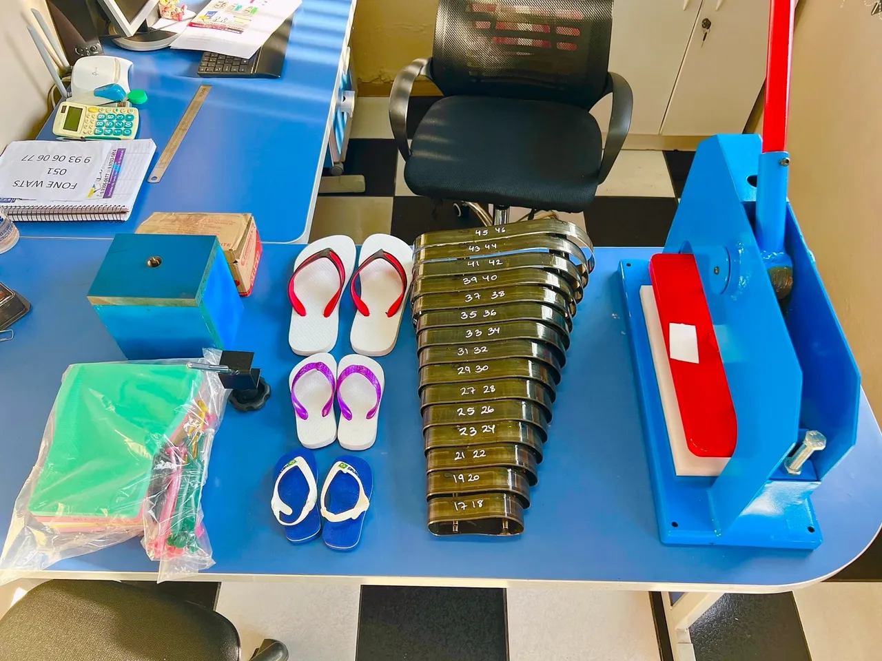 Abra já seu próprio negócio Máquina completa de fazer chinelo abra já seu próprio negócio