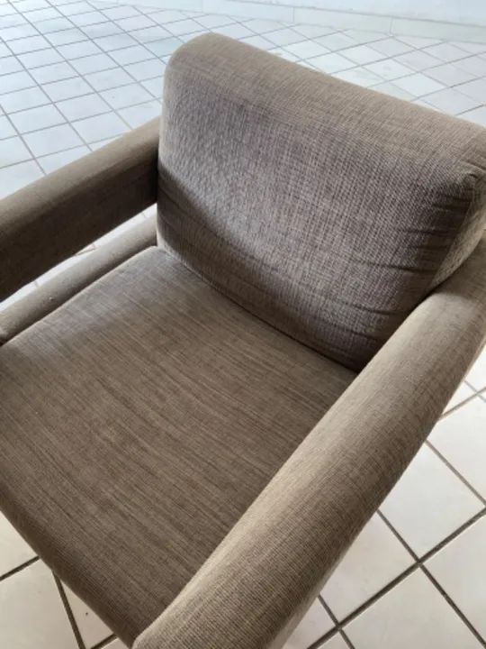 Vendo poltrona ACEITO CARTÃO - Foto 2