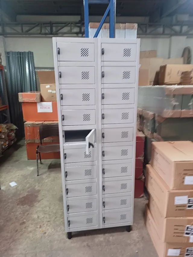 Armário de aço guarda celulares com 20 portinhas.( só novos  ) - Foto 2