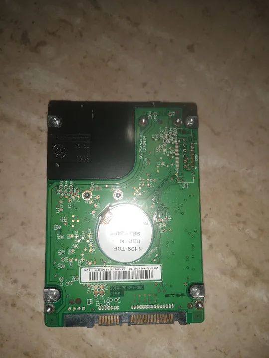 HD sata para notebook 120 GB funcionando normalmente 70 reais  - Foto 3