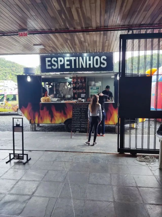 "TORRO" - FOOD TRUCK COMPLETO ANO 2022  - pronto para trabalhar - Foto 3